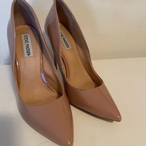 Steve Madden Tan Stiletto Heels Classic Pumps